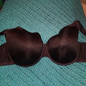 40G Cacique black underwire bra.